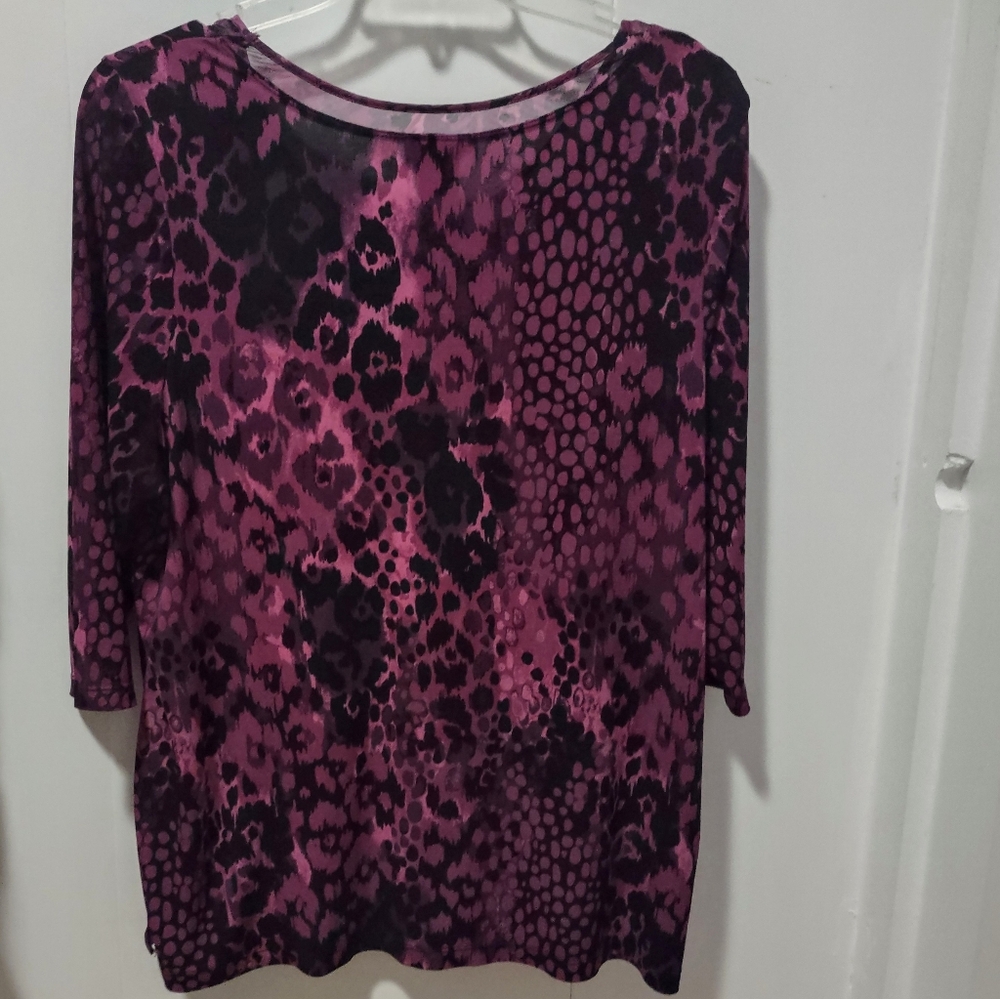 Plus Size Magenta & Black Exotic Print Blouse - Picture 6 of 11